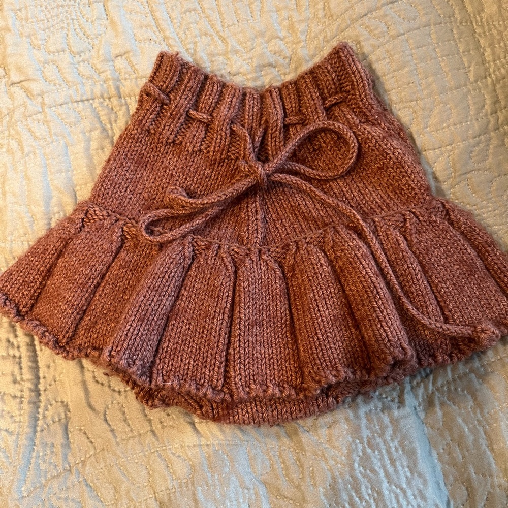 Misha and Puff Skating Pond Skirt (18-24 mo)